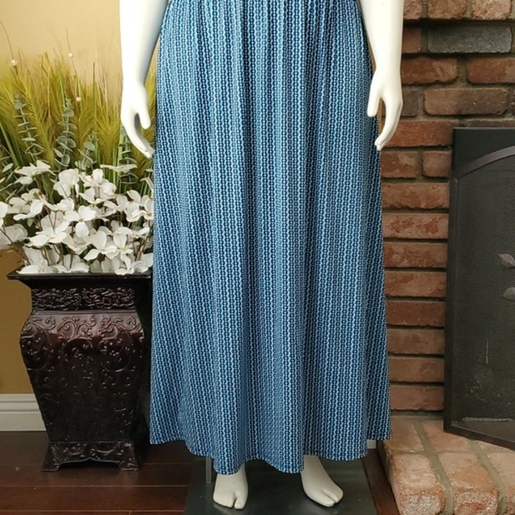 Daisy Fuentes Blue Floral Sleeveless Maxi Dress SIZE: 1X - Picture 5 of 11